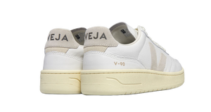 V-90 LEATHER WHITE NATURAL VEJA